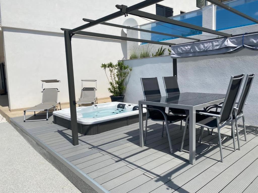 Apartment Vodomar - Adults Only Senj (Lika-Senj)